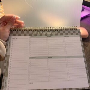 Weekly To-Do List Planner with Checkered Design
